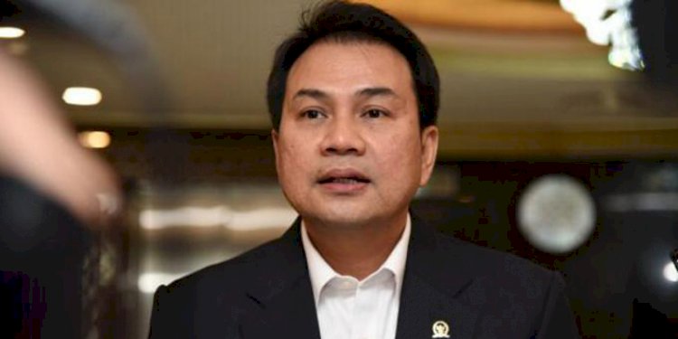 Wakil Ketua DPR Azis Syamsuddin muncul di sidang vonis perkara rasuah yang menjerat Edhy Prabowo/Net