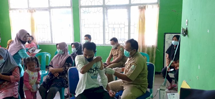 Proses vaksinasi di Kabupaten Lebong/RMOLBengkulu