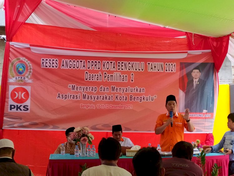 Anggota Komisi I DPRD Kota Fraksi PKS, Pudi Hartono Saat Menyampaikan Program Yang Berkenaan Dengan Aspirasi Masyarakat/RMOLBengkulu