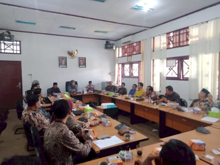  Rapat internal dalam rangka evaluasi dan penyegaran alat-alat kelengkapan dan fraksi DPRD Kabupaten Kaur