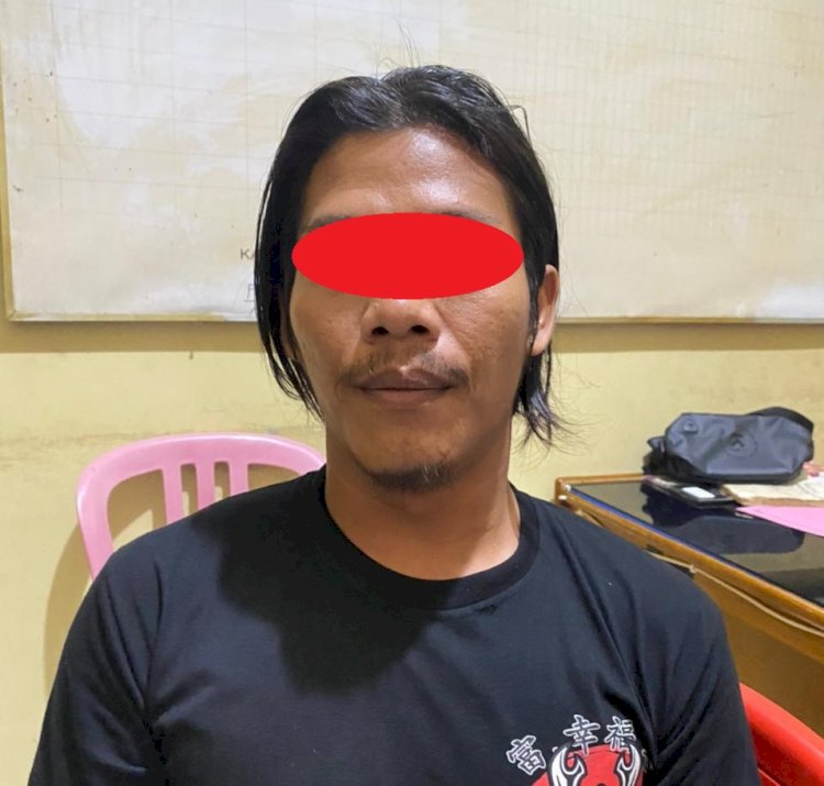 DA (25) warga asal Desa 1 Kelurahan Ulak Jermun Kecamatan Sirah Pulau Padang Provinsi Sumatera Selatan (Sumsel) saat diamankan/RMOLBengkulu