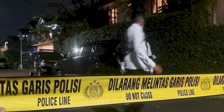 Garis polisi dipasang di TKP rumah dinas Irjen Ferdy Sambo di Duren Tiga, Jakarta Selatan/RMOL
