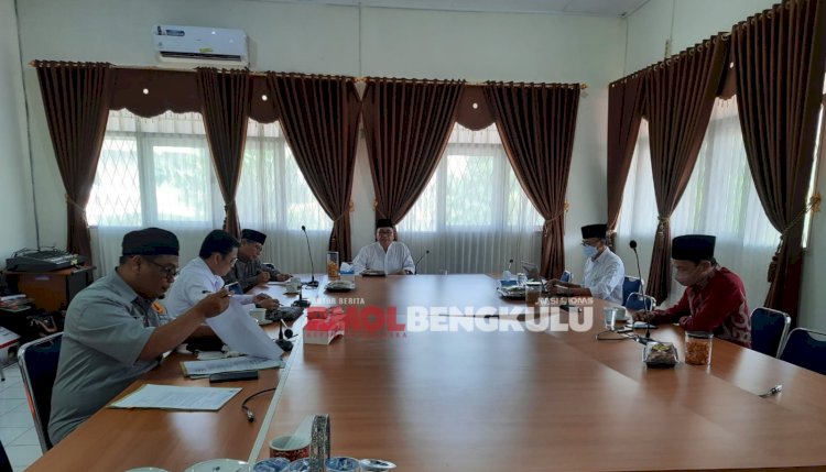 Rapat Pansel Selter JPTP Pemkab Lebong di ruang rapat Inspektur Inspekorat Provinsi Bengkulu, Jum'at (2/9) lalu/RMOLBengkulu
