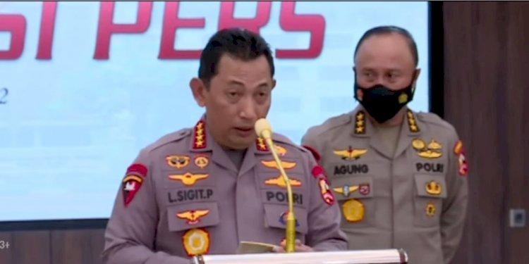 Kapolri Jenderal Listyo Sigit Prabowo saat konferensi pers soal penangkapan Irjen Teddy Minahasa/Repro
