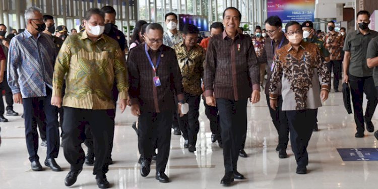 Presiden Joko Widodo dan sejumlah menteri Kabinet Indonesia Maju/Ist