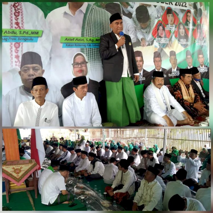 Kepala Kemenag Lebong, Arif Azizi saat menyampaikan sambutan di peringatan Hari Santri Nasional di Kabupaten Lebong/RMOLBengkulu