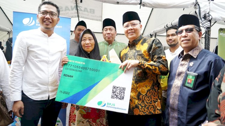 Badan Amil Zakat Nasional (Baznas) Provinsi Bengkulu bersama Pemerintah Provinsi Bengkulu "Peduli Dhu'afa". Hal ini dalam rangka memperingati HUT Provinsi Bengkulu ke-54 Tahun 2022 dan Hari Pahlawan Nasional/MC