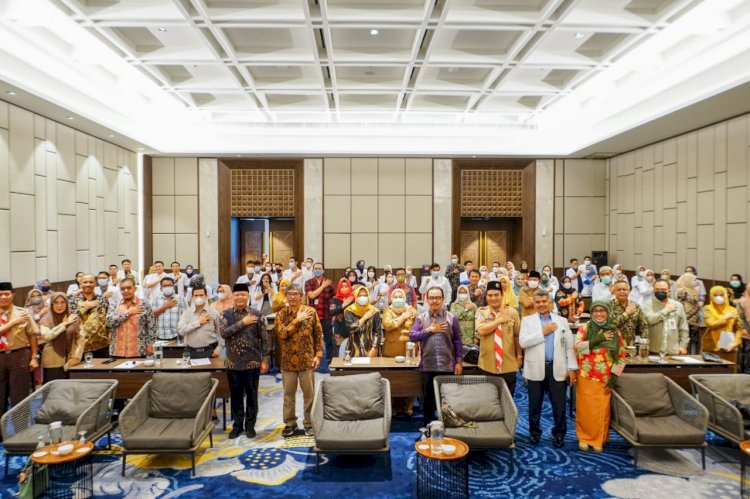 Pembekalan Peserta Program Internsip Dokter Indonesia (PIDI) Provinsi Bengkulu Angkatan IV Periode November Tahun 2022, di Ballroom Mercure Hotel Kota Bengkulu, Senin (14/11)/MC