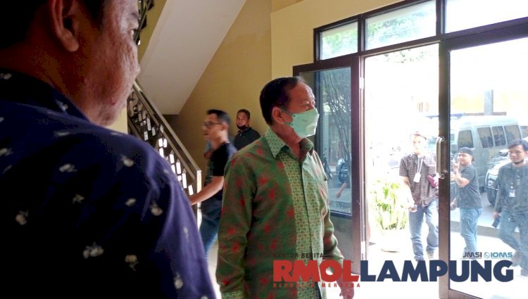 Herman HN memenuhi panggilan KPK di Polresta Bandar Lampung, Kamis (17/11)/RMOL Lampung