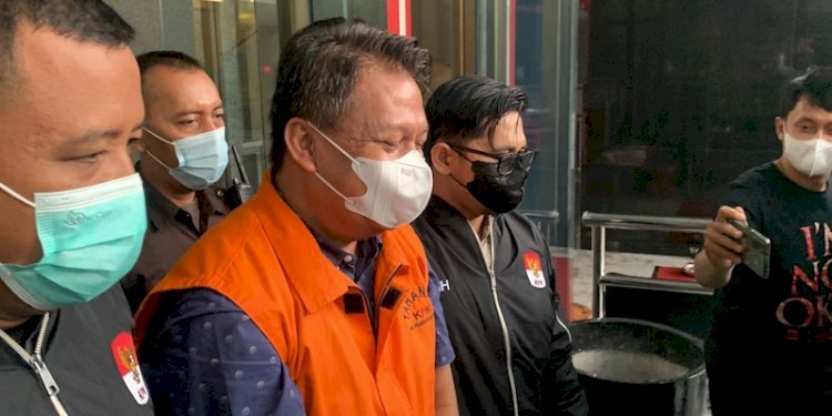 AKPB Bambang Kayun kenakan rompi oranye khas tahanan KPK/RMOL
