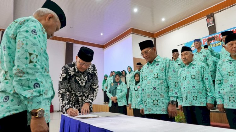 Gubernur Bengkulu Rohidin Mersyah mengukuhkan kepengurusan perhimpunan Persatuan Pensiunan Indonesia (PPI) Provinsi Bengkulu/RMOLBengkulu