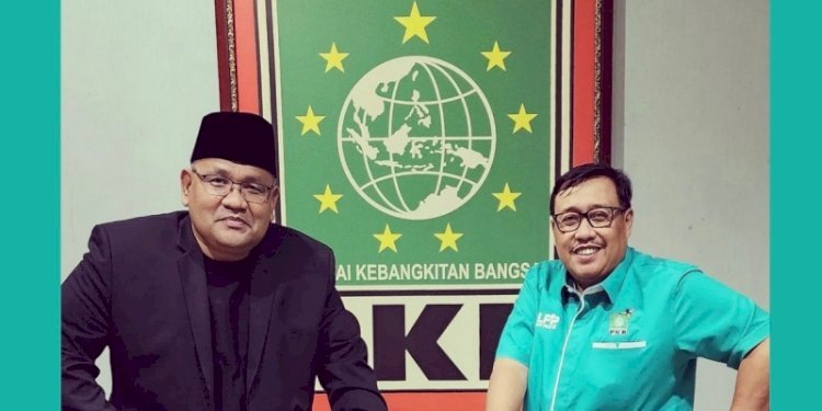 CEO RMOL Network, Teguh Santosa bersama Wakil Bendahara Umum PKB, Bambang Susanto saat menjadi penguji di uji kepatutan dan kelayakan bakal calon legislatif PKB/RMOL