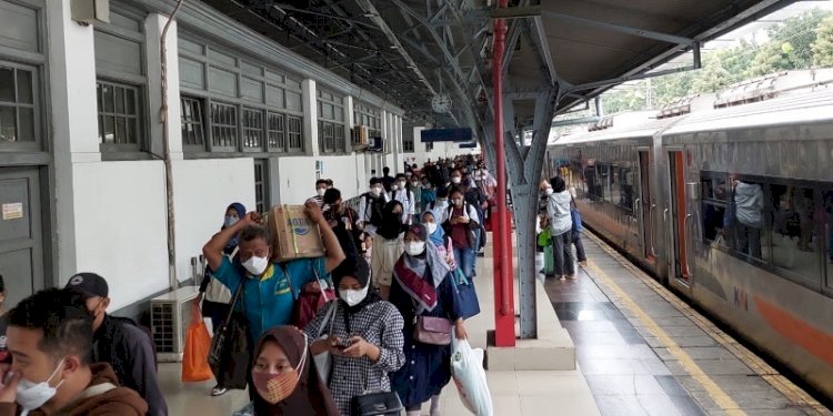 Penumpang Kereta api jarak jauh yang berangkat dari Jakarta/RMOL
