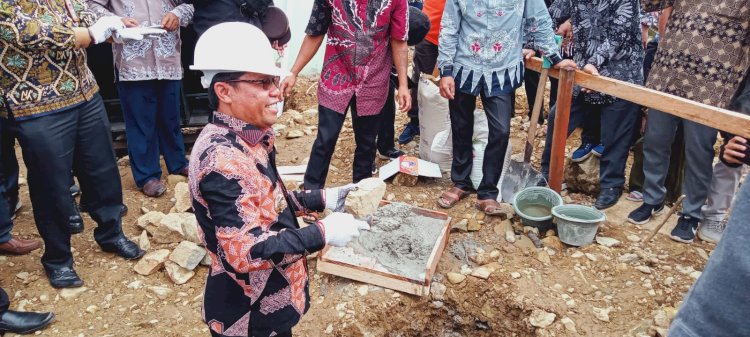Bupati Lebong, Kopli Ansori melaksanakan Groundbreaking Pembangunan Masjid/Ist