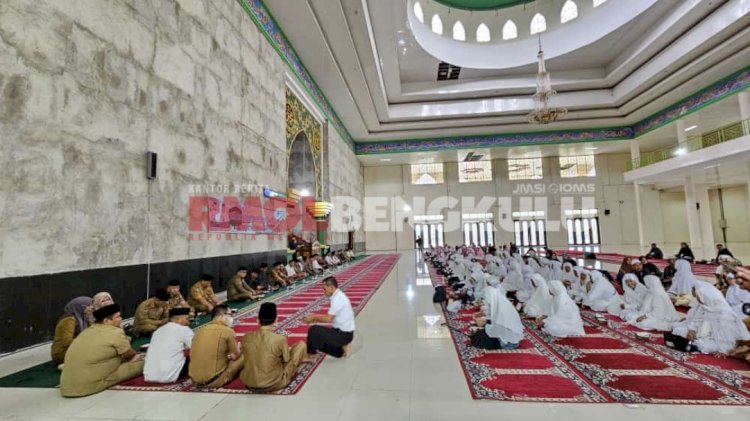 93 Jamaah Haji Kabupaten Lebong saat disambut di Masjid Agung Sultan Abdullah/RMOLBengkulu