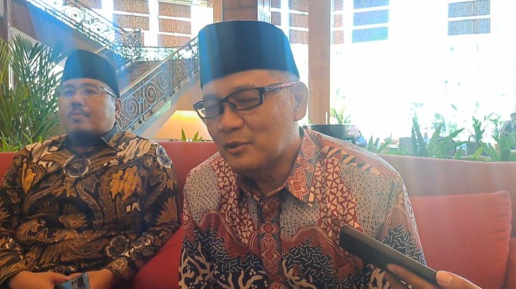 Waketum Gerindra Gus Irfan Yusuf Hakim didampingi Ketua DPD Gerindra Jatim Anwar Sadad/ist