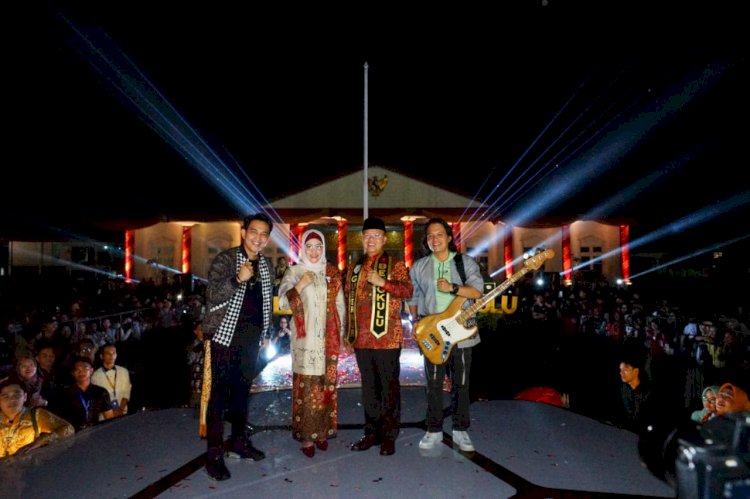 Ada Band bersama Gubernur Bengkulu, Rohidin Mersyah/Ist