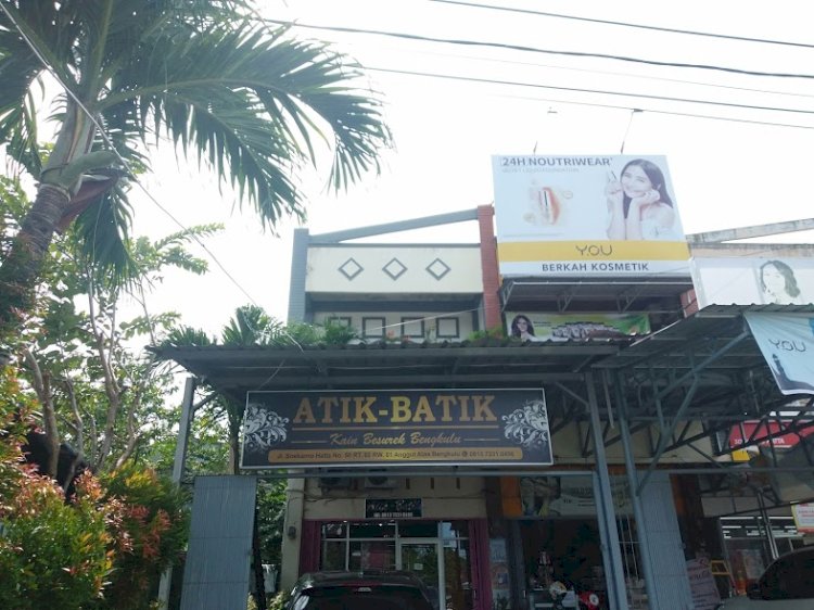 Galeri Toko Atik Batik yang mendapatkan proyek pengadaan sovenir batik dari Disperindag Provinsi Bengkulu/net.